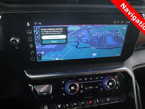 Used 2025 GMC Sierra 2500 Denali Ultimate image 5