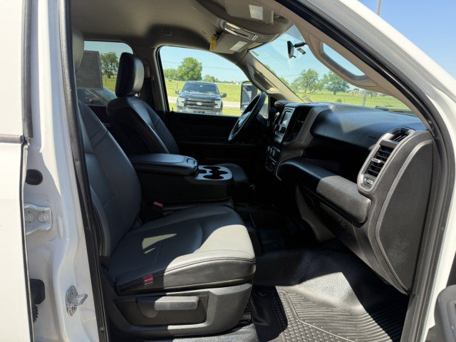 Used 2019 RAM 3500 Tradesman w/ Chrome Appearance Group AWD/4WD image 8