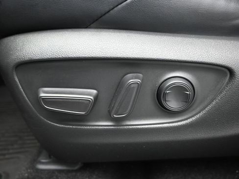 Used 2021 Toyota RAV4 XSE image 10