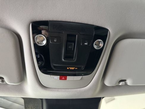 Used 2024 Kia Seltos SX w/ SX Sunroof Package image 29