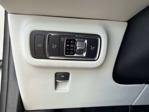 New 2026 Lincoln Nautilus Premier w/ Equipment Group 102A AWD/4WD image 32