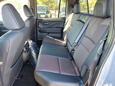 New 2026 Honda Ridgeline Black Edition image 6