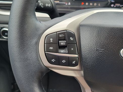 Certified 2023 Ford Explorer XLT w/ Equipment Group 202A RWD image 26
