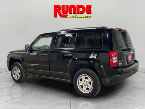 Used 2015 Jeep Patriot Sport image 3