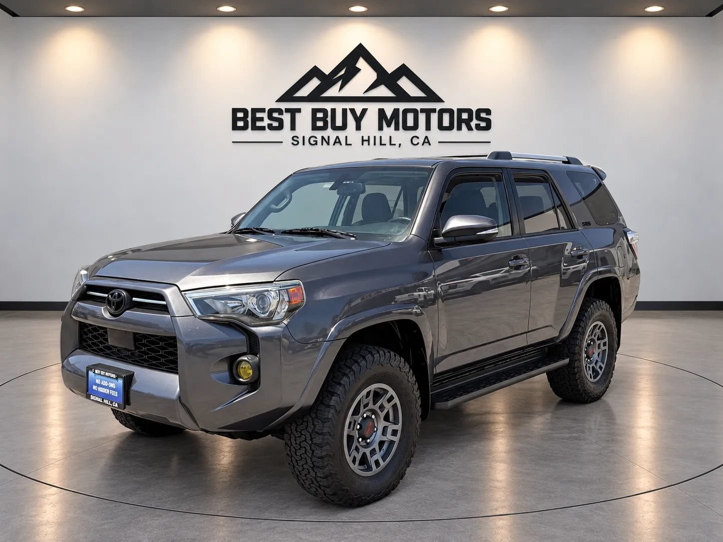 Used 2020 Toyota 4Runner SR5 Premium w/ Moonroof Package AWD/4WD image 3