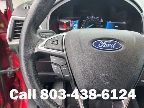 Used 2023 Ford Edge SEL image 19