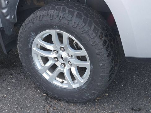 Certified 2019 Chevrolet Silverado 1500 RST w/ All-Star Edition AWD/4WD image 10