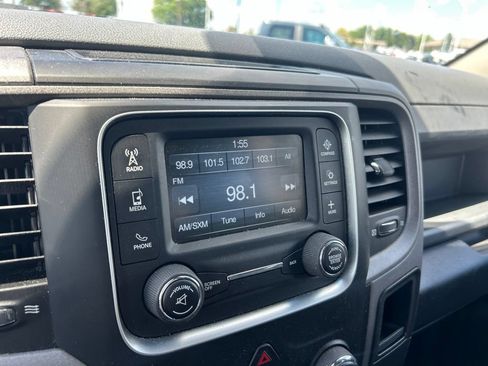 Used 2018 RAM 1500 Express w/ Express Value Package AWD/4WD image 13
