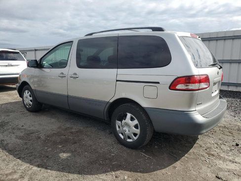 Used 2002 Toyota Sienna LE image 6