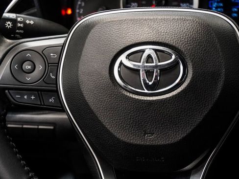 Used 2022 Toyota Corolla SE FWD image 15