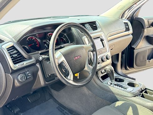 Used 2013 GMC Acadia SLE FWD image 4