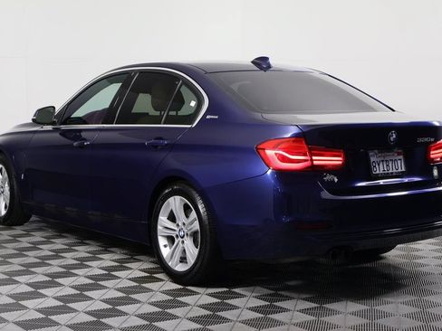 Used 2018 BMW 330e w/ Premium Package RWD image 6