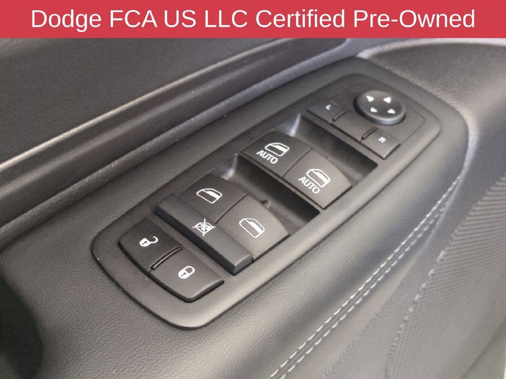 Certified 2024 Dodge Durango SXT w/ 3rd Row Seating Group RWD image 15