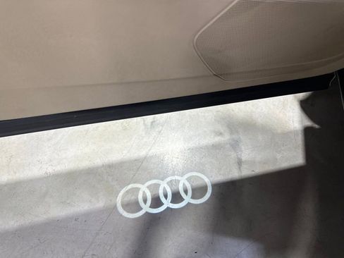Used 2019 Audi Q7 3.0T Premium Plus AWD/4WD image 32