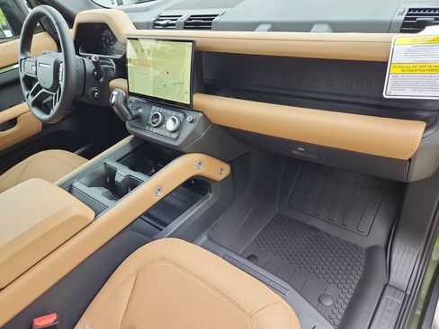 New 2026 Land Rover Defender 110 X-Dynamic SE AWD/4WD image 26