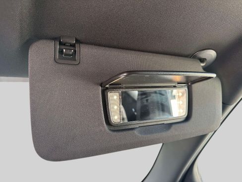 Used 2023 Chevrolet Traverse LT AWD/4WD image 37