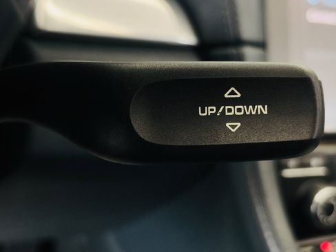 Used 2019 Porsche 718 Boxster RWD image 48