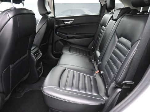 Certified 2024 Ford Edge SEL AWD/4WD image 2