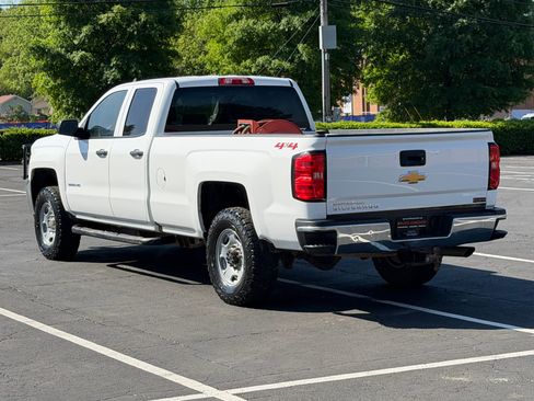 Used 2018 Chevrolet Silverado 2500 W/T w/ WT Convenience Package AWD/4WD image 8