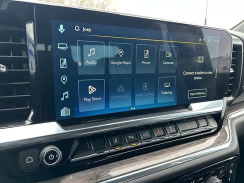 Used 2025 Chevrolet Silverado 2500 LTZ w/ LTZ Premium Package image 26