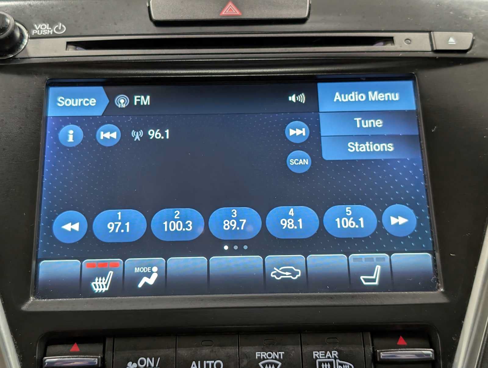 Used 2020 Acura MDX SH-AWD image 24
