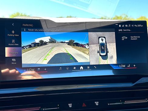 New 2026 BMW 530i w/ Premium Package RWD image 23