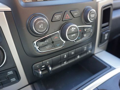 Used 2016 RAM 1500 Big Horn image 39