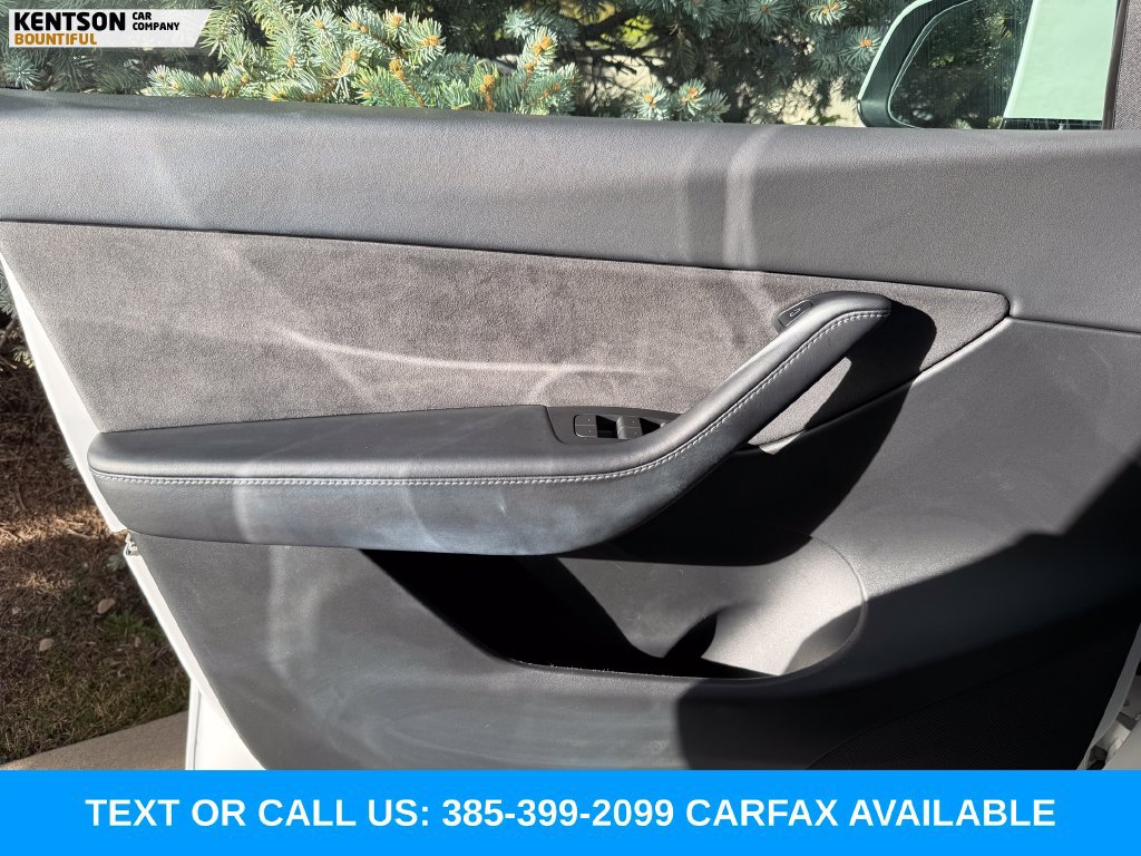 Used 2022 Tesla Model Y Long Range AWD/4WD image 15