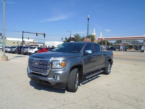 Used 2022 GMC Canyon Denali AWD/4WD image 3