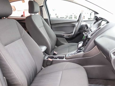 Used 2018 Ford Focus SEL FWD image 13