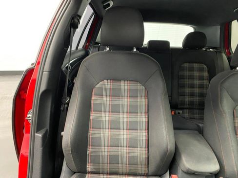 Used 2017 Volkswagen GTI S image 23