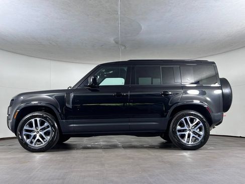 Used 2023 Land Rover Defender 110 S AWD/4WD image 2