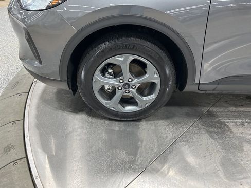 Used 2025 Ford Escape ST-Line w/ Tech Pack #1 image 29