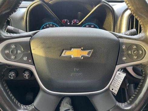 Used 2019 Chevrolet Colorado ZR2 w/ Colorado ZR2 Bison Edition image 17