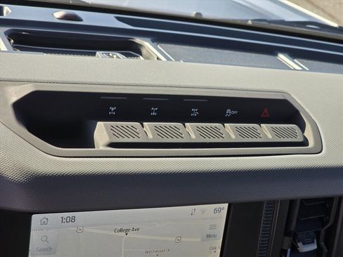 Used 2023 Ford Bronco Big Bend w/ Sasquatch Package image 17