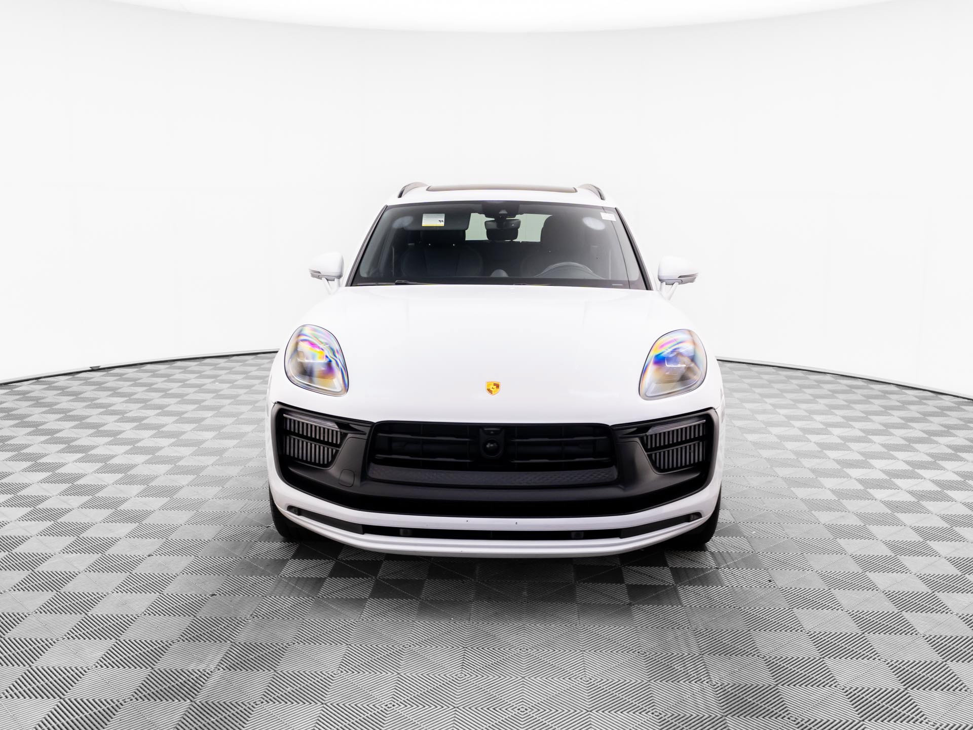 Certified 2023 Porsche Macan GTS AWD/4WD image 9
