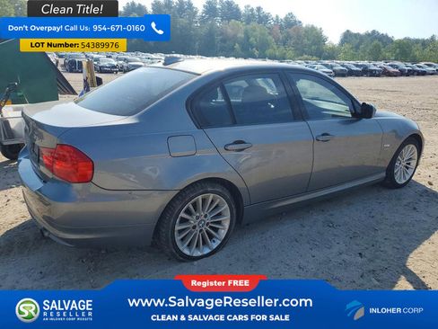 Used 2011 BMW 335i xDrive Sedan AWD/4WD image 4