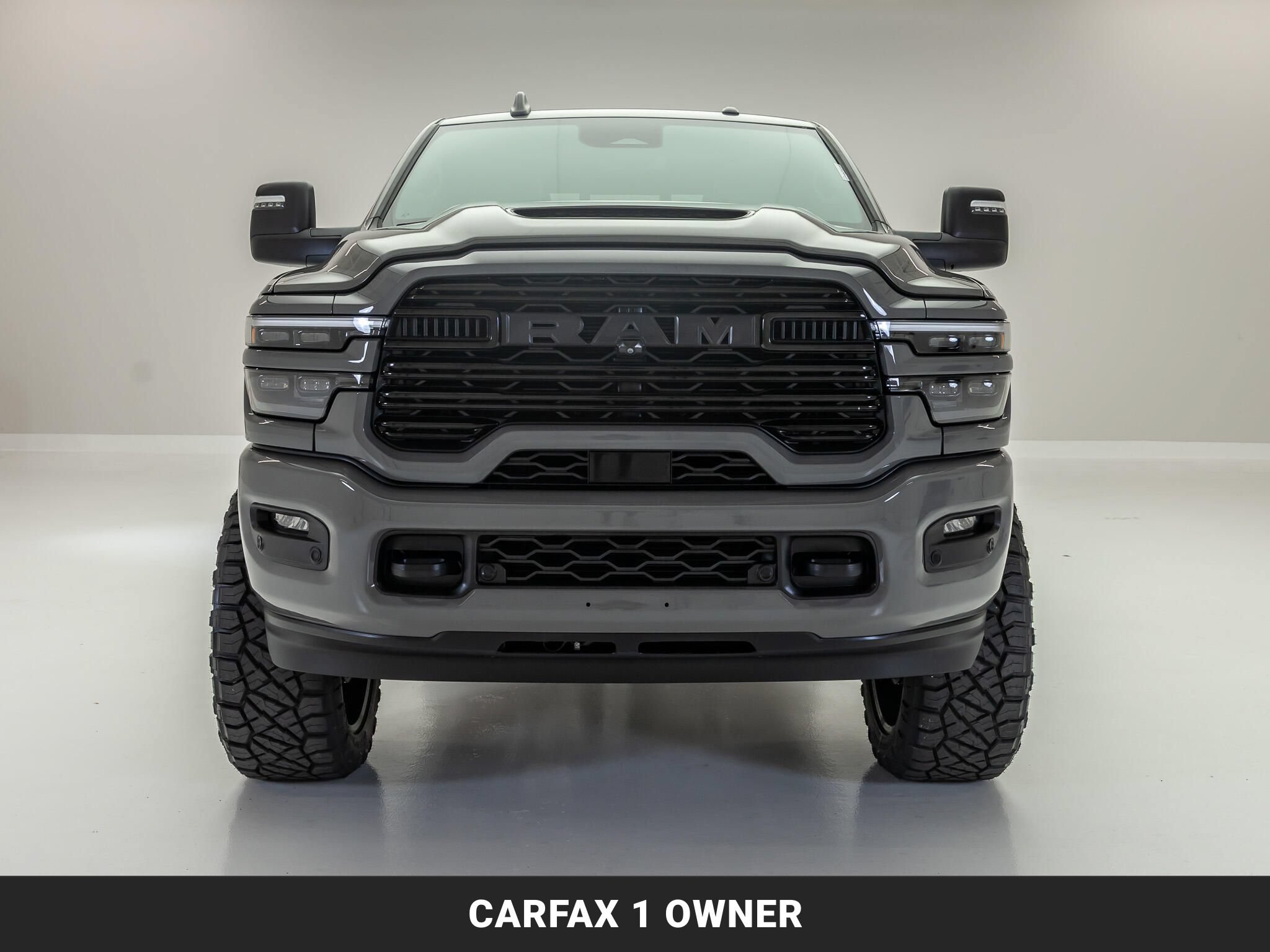 Used 2026 RAM 3500 Laramie AWD/4WD image 4