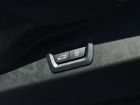 Used 2026 BMW X5 xDrive40i w/ M Sport Package image 7