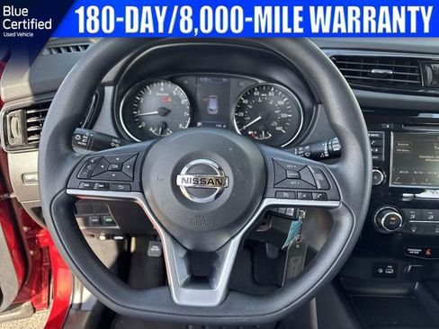 Used 2021 Nissan Rogue Sport S image 23