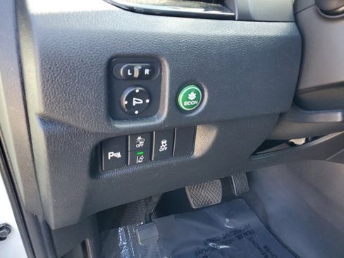 Used 2021 Honda Pilot Touring image 17