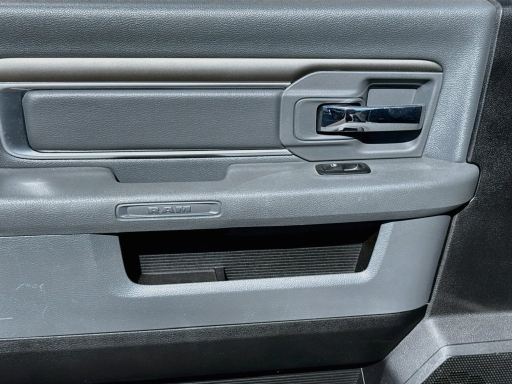 Used 2017 RAM 1500 Big Horn AWD/4WD image 30