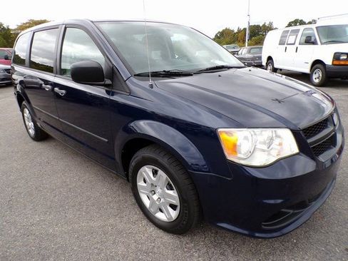 Used 2012 RAM C/V image 6