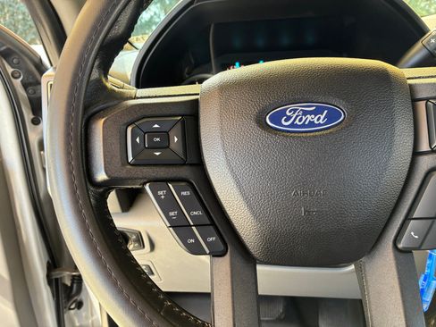 Used 2018 Ford F150 XLT w/ Equipment Group 302A Luxury image 27