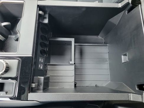 New 2025 Toyota Tundra Limited AWD/4WD image 30