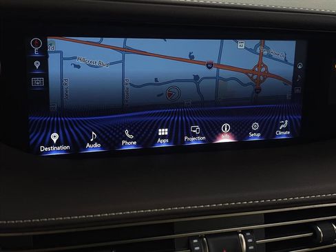 Used 2020 Lexus LS 500 AWD image 25