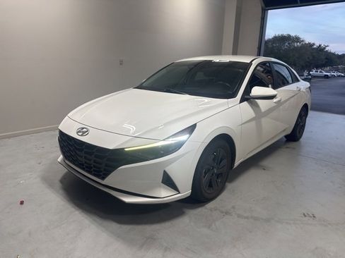 Used 2023 Hyundai Elantra Blue w/ Preferred Accessory Package image 20