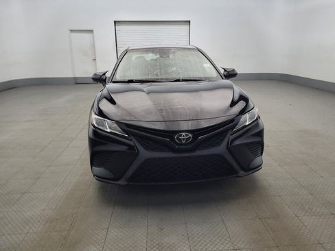 Used 2020 Toyota Camry SE image 14