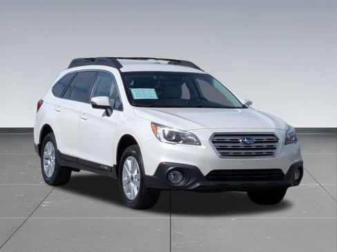 Used 2016 Subaru Outback 2.5i Premium AWD/4WD image 7