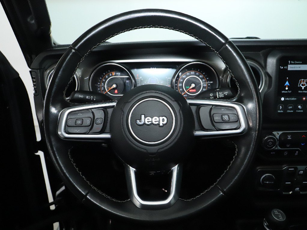 Used 2022 Jeep Gladiator Overland w/ Trailer Tow Package AWD/4WD image 21